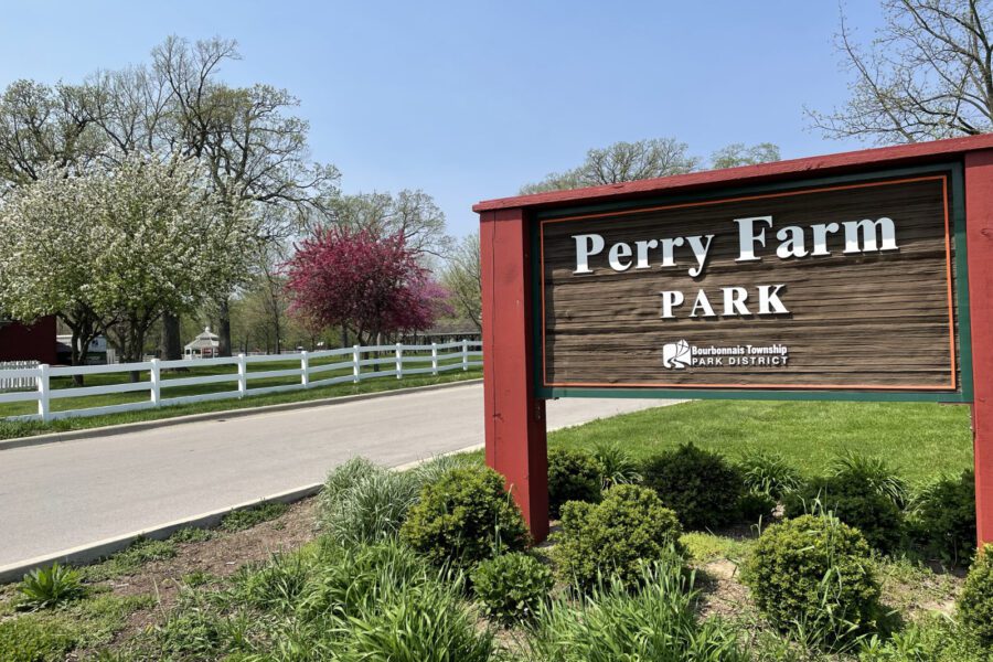 Perry Farm sign