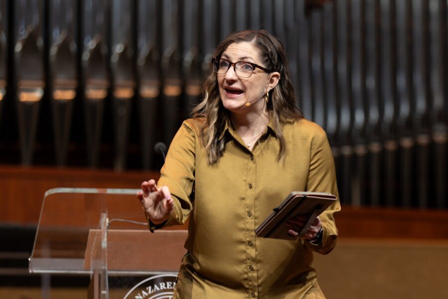 Stephanie Lobdell speaking in chapel